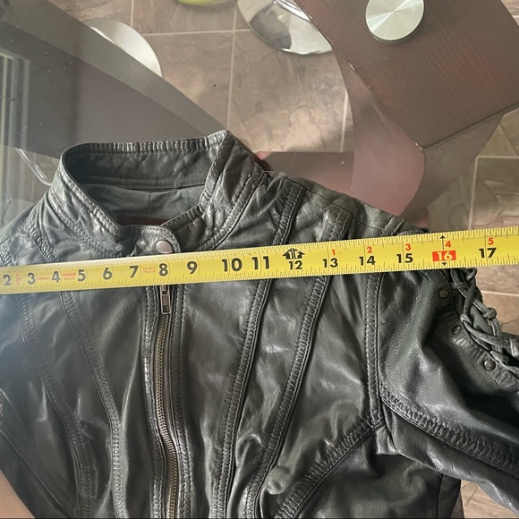 Danier Genuine Leather Biker Jacket - Picture 10 of 11